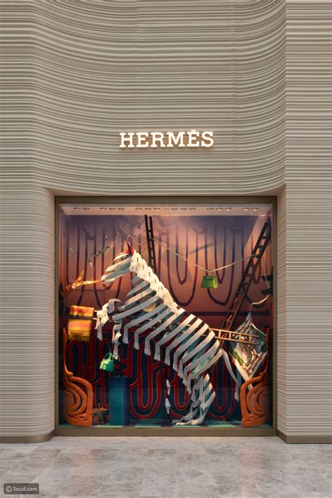 Hermès Relocates 